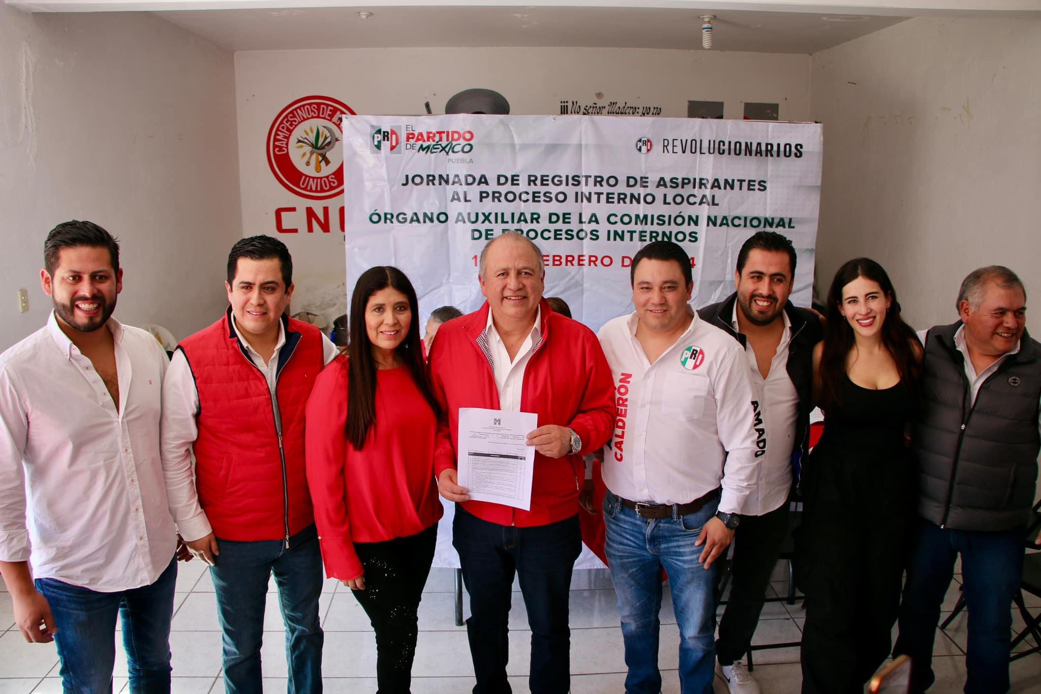 En Chignahuapan, Lorenzo Rivera Sosa se registra para alcalde por el PRI