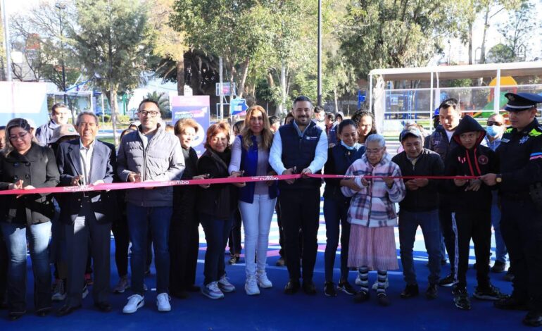 Entregan renovación de parque en Belisario Domínguez