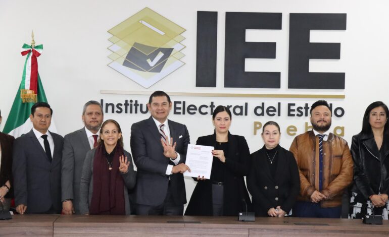 Armenta se registra ante plataforma del IEE como candidato a la gubernatura