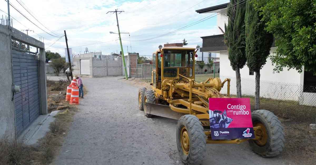 Entrega Adán Domínguez ampliación de drenaje en Tetela