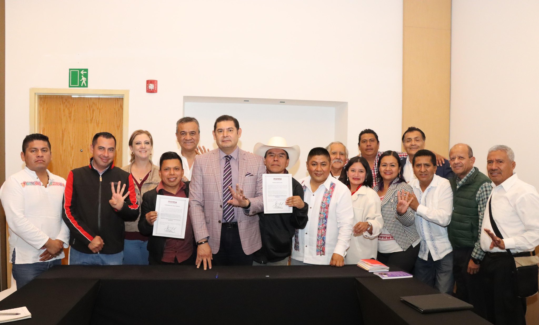 Armenta fortalece la unidad: continúa impulsando la conciliación política en Puebla