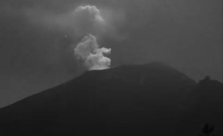 En las últimas 24 horas el Popocatépetl registró 379 exhalaciones