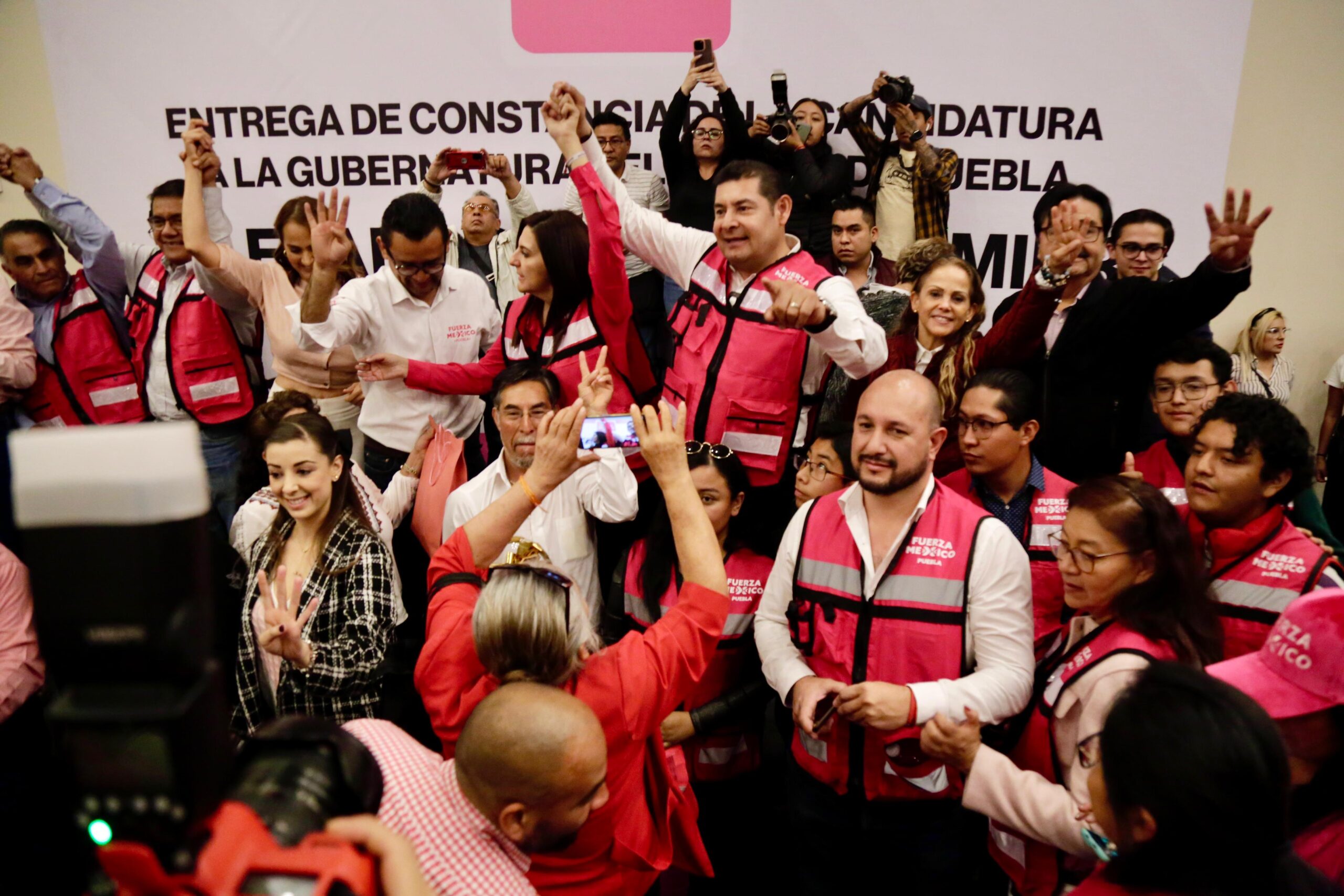 Reconoce Fuerza por México a Armenta como candidato a la gubernatura