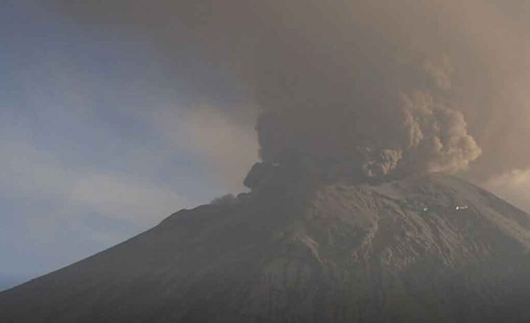 Cae ceniza en zona de Angelópolis; incrementaría alerta volcánica