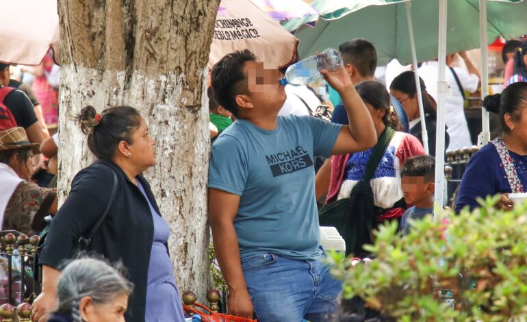 Reporta Salud 19 poblanos con golpe de calor