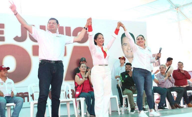 Exhorta Liz Sánchez a habitantes de Xicotepec a salir a votar para consolidar el Plan C