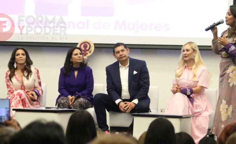 Mujeres refrendan apoyo a Sheinbaum y establecen alianza con Armenta