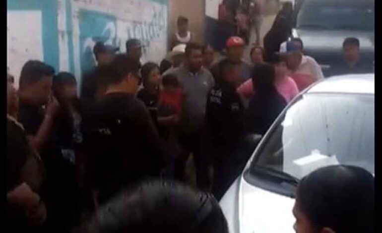 Intentan linchar a dos hombres en Calmeca, Tepexco