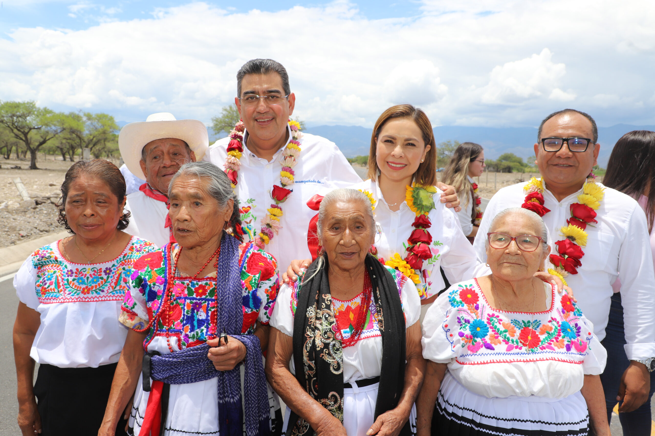 Con rehabilitación de carretera, gobierno de Puebla detona desarrollo en San Gabriel Chilac