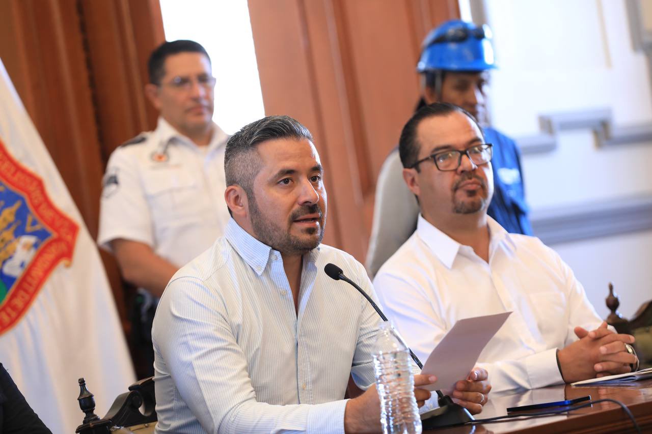 FGE encargada investigar cuerpo hallado en Mercado Hidalgo: Adán Domínguez