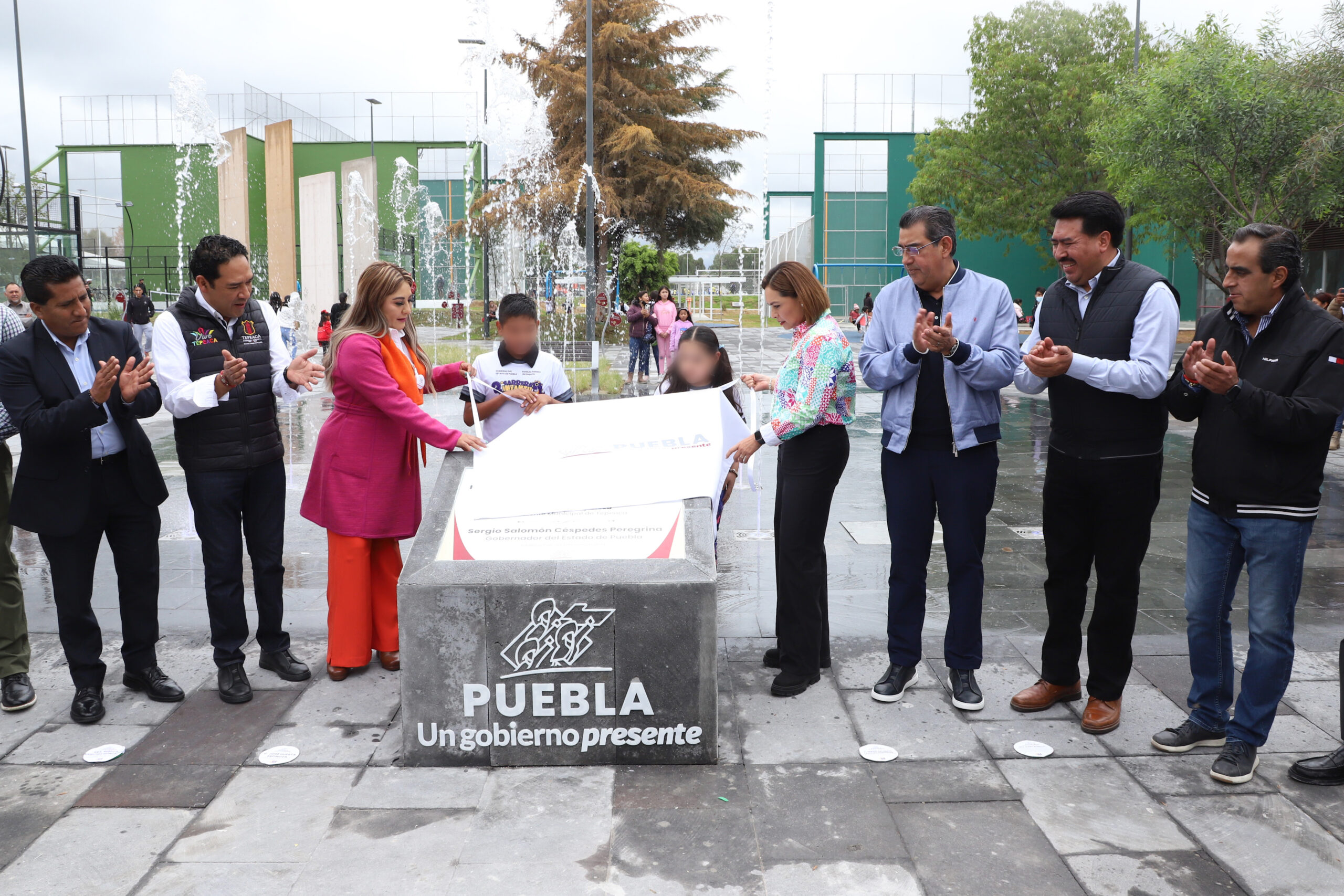 Entrega Sergio Salomón parque de la Familia en Tepeaca