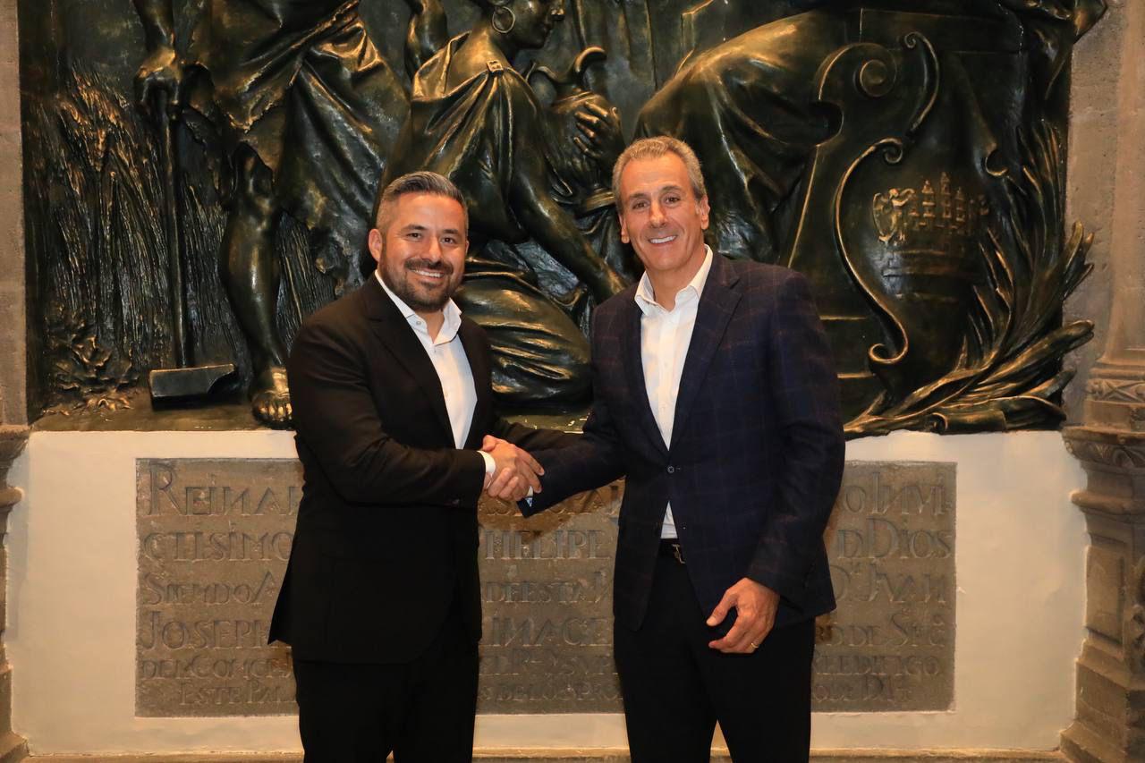 Realizan Adán Domínguez y Pepe Chedraui segundo encuentro de transición