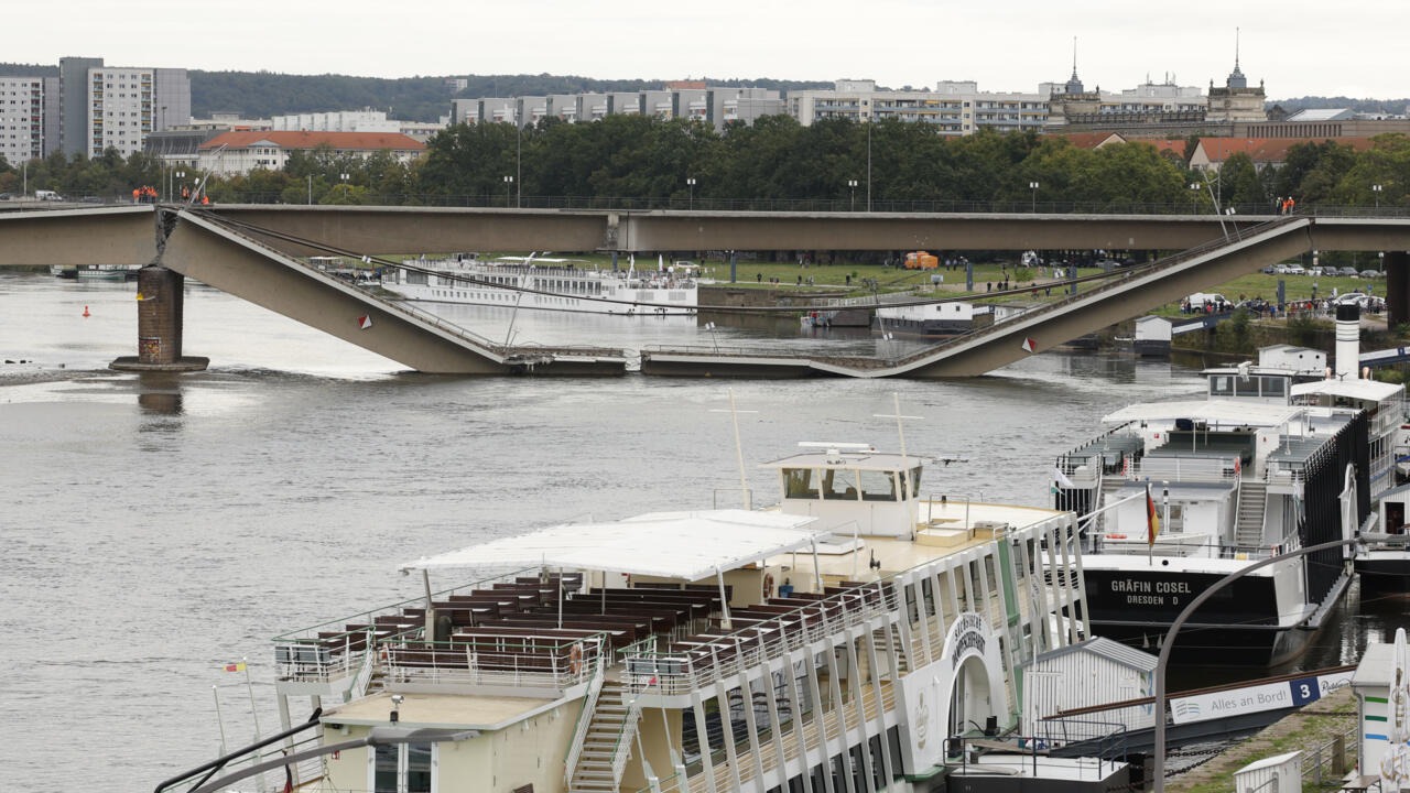 Colapsa puente en Alemania