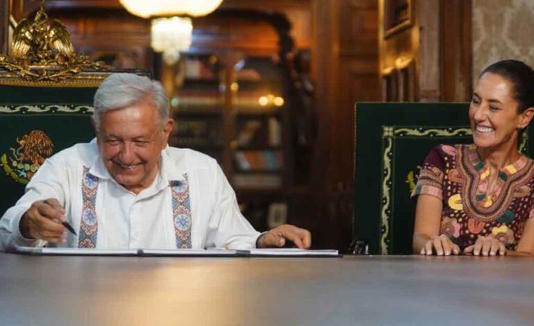 Firma AMLO decreto de la Reforma al Poder Judicial