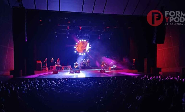 «In the Flesh» presentó tributo a Pink Floyd en el Metropolitano