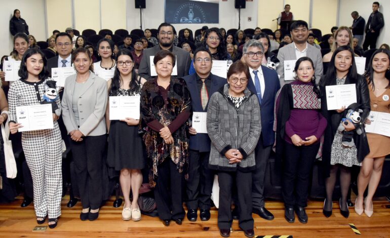 Cambiar el entorno requiere de la participación de todos: Rectora María Lilia Cedillo Ramírez