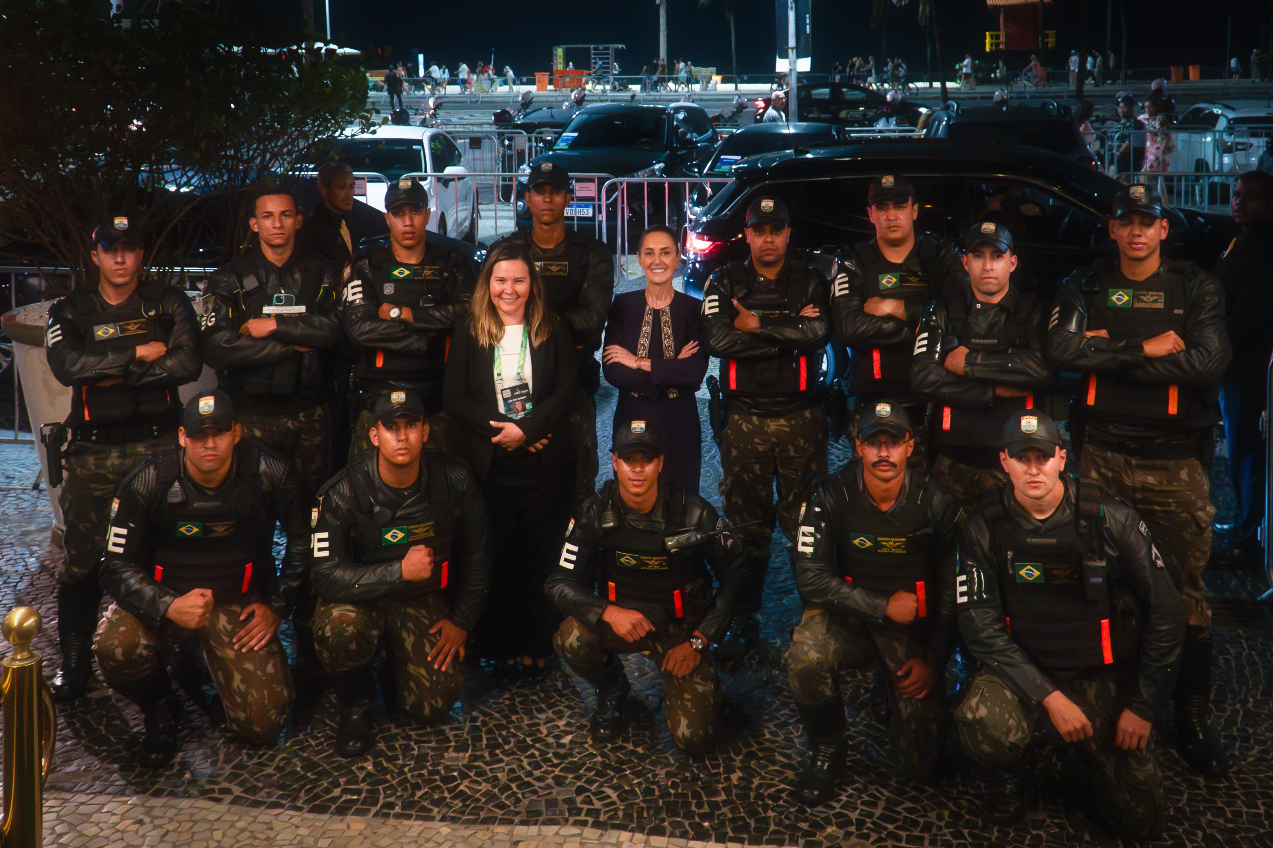 Finaliza Sheinbaum participación en el G20 con fotografía junto a Policía del Ejército de Brasil