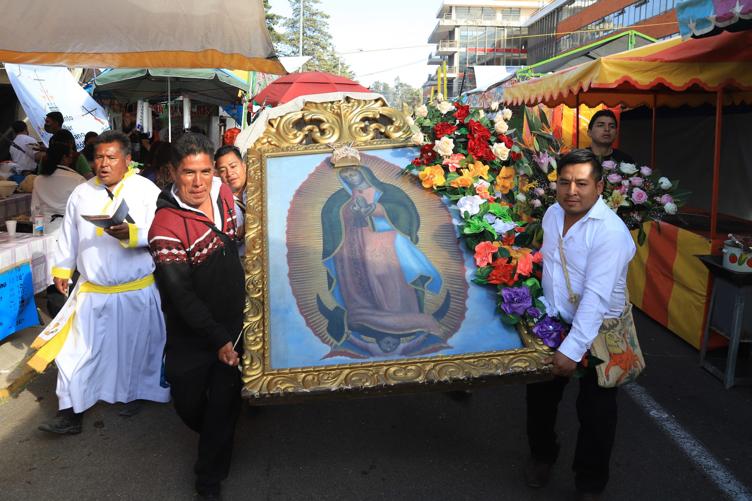 Cierran calles por festejos guadalupanos