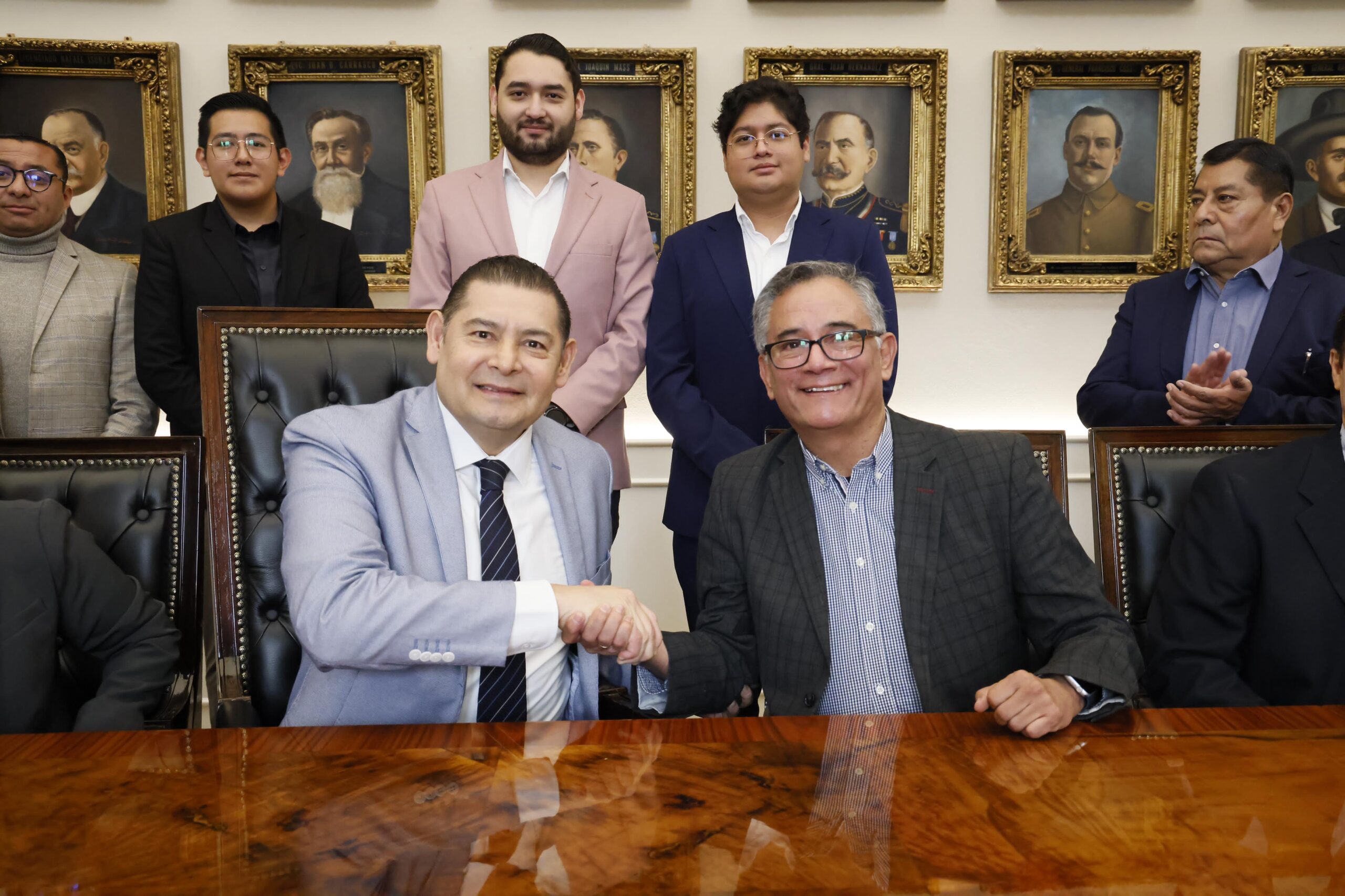 Puebla apuesta por la tecnología: acuerdan ruta para la Casa del Diseño de Semiconductores