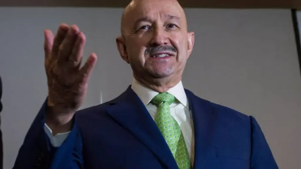 Salinas de Gortari menciona estar desempleado, Sheinbaum le aconseja pedir pensión bienestar