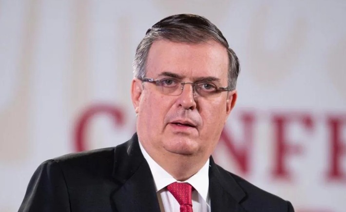 Marcelo Ebrard acude a reunión de emergencia tras confirmación de aranceles