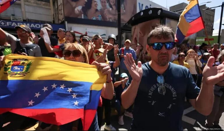 Protestas masivas en Venezuela contra la toma de posesión de Maduro