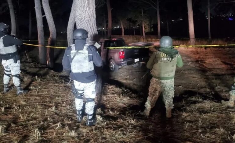 Localizan cadáveres embolsados en camionetas abandonadas en San Martín Texmelucan