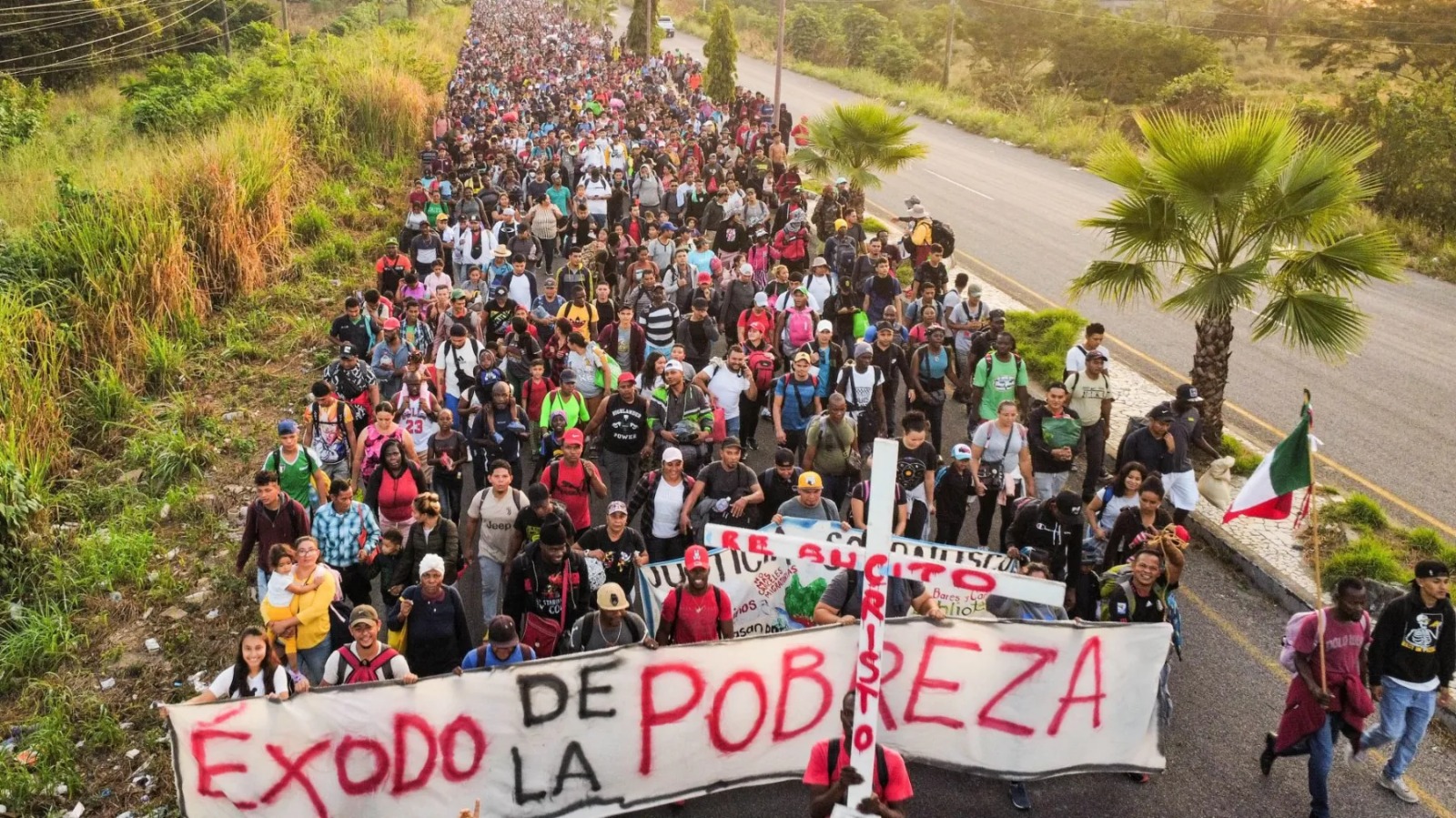 Nueva caravana migrante sale desde el sur de Chiapas buscando cruzar a EU