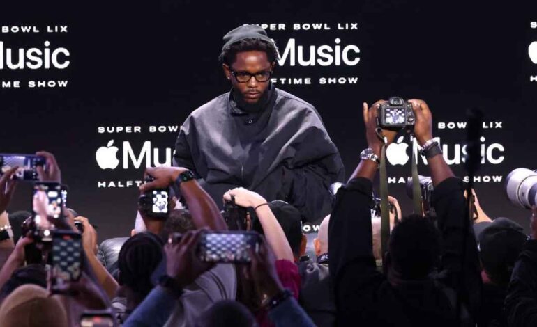 ¡Kendrick Lamar encabezará el show de medio tiempo del Super Bowl 2025!