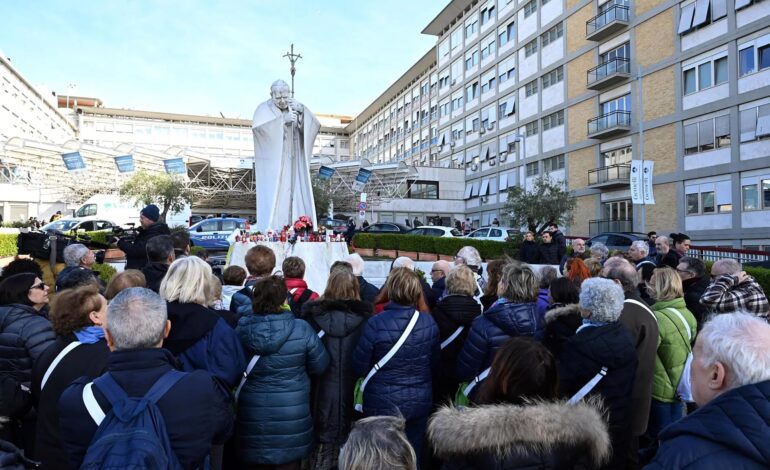 Sigue recuperación del Papa Francisco