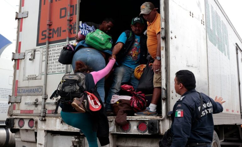 Migrantes poblanos habrían empezado a dejar sus trabajos en Estados Unidos, afirma diputado