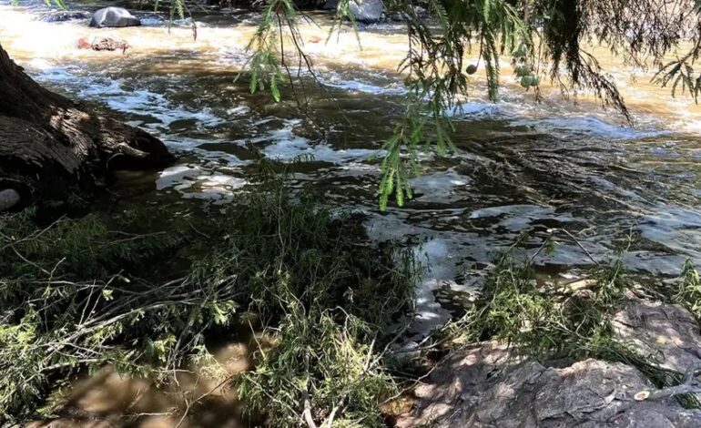 Localizan el cuerpo de un hombre sin vida en el río Nexapa