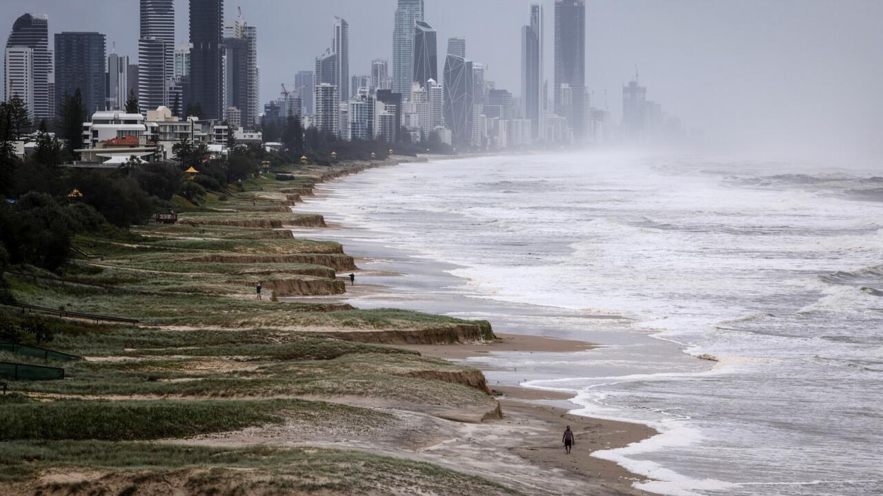 Defensas australianas brindan asistencia tras paso de ciclón tropical Alfred