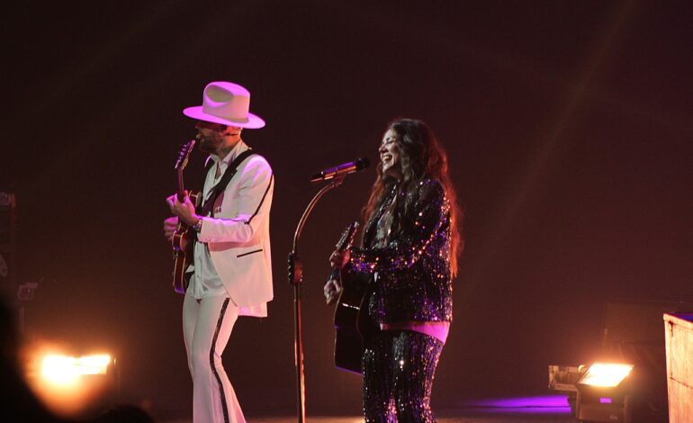 Un concierto inolvidable: Jesse y Joy deslumbran en Puebla